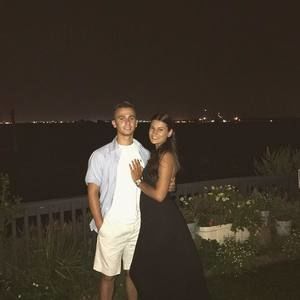 Meet your Posher, Maria